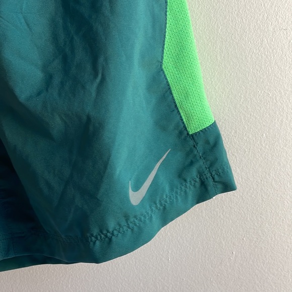 Green Nike Flex Athletic Running Shorts Size M - Picture 4 of 7